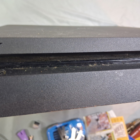 PS4 Black Gaming Console - Picture 4 of 14